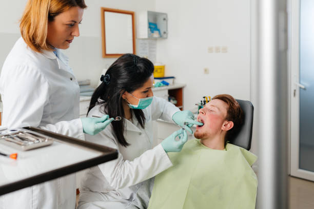 Best Emergency Dental Care for Broken or Chipped Teeth in Cleveland, WI